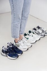 کفش کتونی زنانه مدل Nike v2k کدum4058